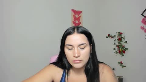 Snapshot of emily_coraline chatting on 23, 9, 2025 Emily  online show from 23, 9, 2025