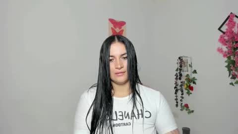 Snapshot of emily_coraline chatting on 9, 10, 2025 Emily  online show from 9, 10, 2025
