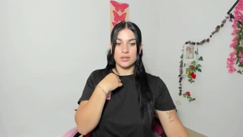 Snapshot of emily_coraline chatting on 16, 10, 2025 Emily  online show from 16, 10, 2025