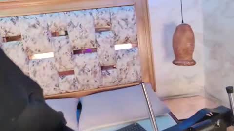 emily_dempsey online show from 12, 7, 2026