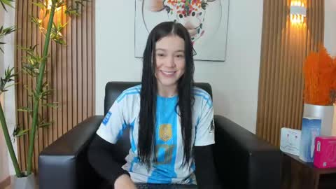 emily_frostt online show from 29, 4, 2026