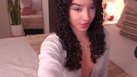 Snapshot of emily_johnson1 chatting on 10, 10, 2025 Juliana online show from 10, 10, 2025