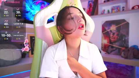 Snapshot of emily_jonexs_ chatting on 19, 2, 2026 mily online show from 19, 2, 2026