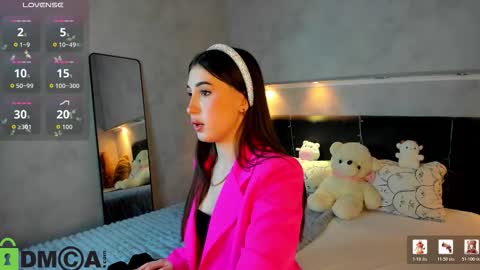 Snapshot of emily_lews chatting on 17, 3, 2026 Emily online show from 17, 3, 2026