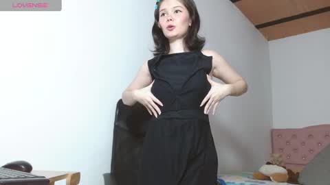 Emily littesweets online show from 29, 12, 2024