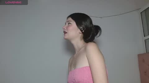 Emily littesweets online show from 9, 5, 2026