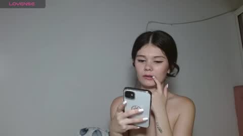Emily littesweets online show from 15, 5, 2026