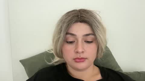 Snapshot of emily_morning_dew chatting on 23, 10, 2025 emily_morning_dew online show from 23, 10, 2025