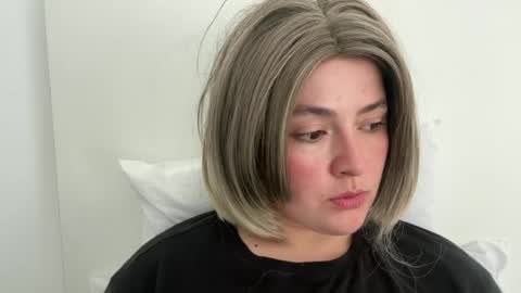 Snapshot of emily_morning_dew chatting on 21, 6, 2026 emily_morning_dew online show from 21, 6, 2026