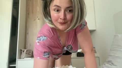 emily_morning_dew online show from 1, 7, 2026