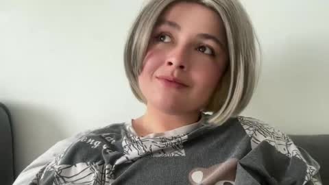 emily_morning_dew online show from 10, 7, 2026