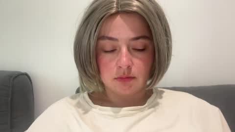 emily_morning_dew online show from 15, 7, 2026