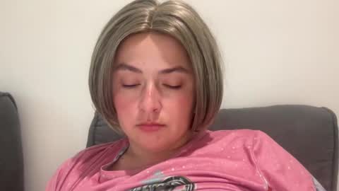 emily_morning_dew online show from 16, 7, 2026