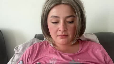 emily_morning_dew online show from 19, 7, 2026