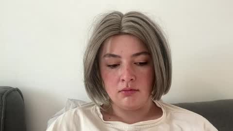emily_morning_dew online show from 22, 7, 2026