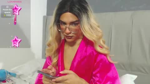Emily online show from 28, 4, 2026