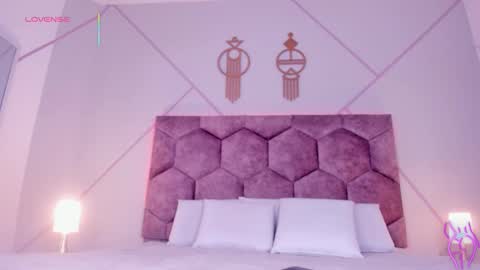 Snapshot of emily_nova_ chatting on 15, 3, 2026 emily_nova_ online show from 15, 3, 2026