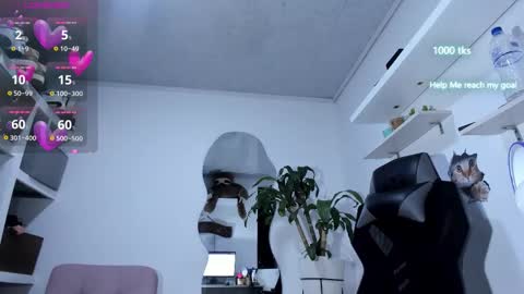 Snapshot of emily_palmeer chatting on 6, 10, 2025 emily_palmeer online show from 6, 10, 2025