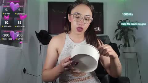 Snapshot of emily_palmeer chatting on 20, 10, 2025 emily_palmeer online show from 20, 10, 2025