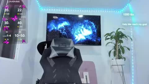 Snapshot of emily_palmeer chatting on 19, 12, 2025 emily_palmeer online show from 19, 12, 2025