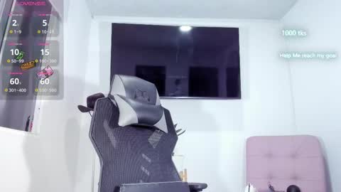 Snapshot of emily_palmeer chatting on 10, 3, 2026 emily_palmeer online show from 10, 3, 2026