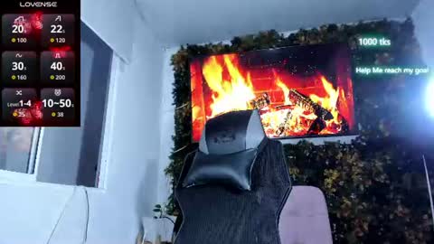 emily_palmeer online show from 5, 8, 2026