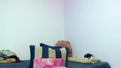 Snapshot of emily_rousxxx chatting on 5, 12, 2025 Emily IGEmmily Baussa online show from 5, 12, 2025