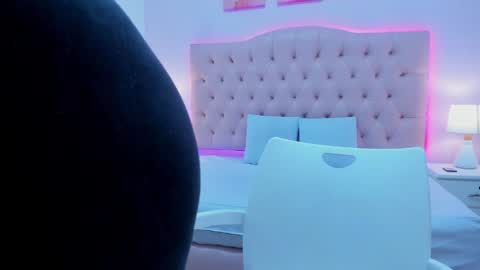  EMILY  online show from 5, 2, 2025