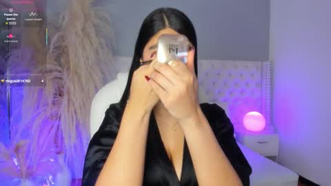 Snapshot of emily_roux chatting on 15, 1, 2026 EMILY online show from 15, 1, 2026