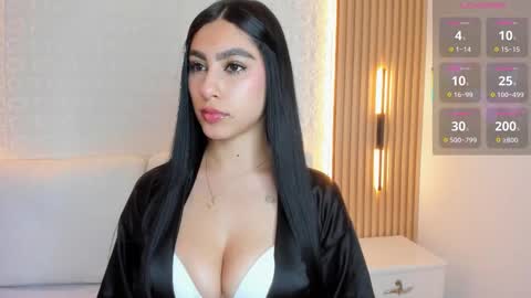 Snapshot of emily_roux chatting on 10, 2, 2026 EMILY online show from 10, 2, 2026