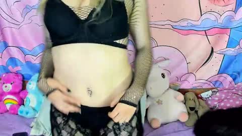 emily_salvatore online show from 24, 2, 2025