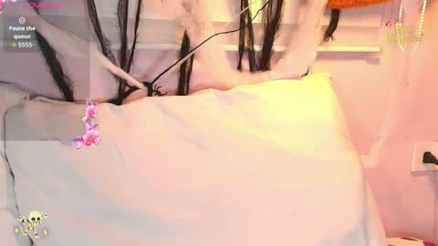 Emily online show from 31, 10, 2025