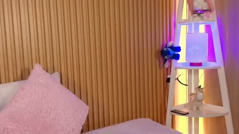 Emily online show from 13, 7, 2026