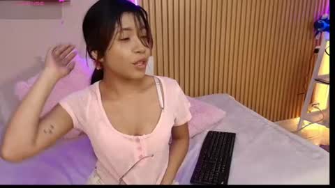 Emily online show from 21, 7, 2026