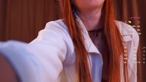 Snapshot of emily_w0w_ chatting on 24, 1, 2025 Lia online show from 24, 1, 2025