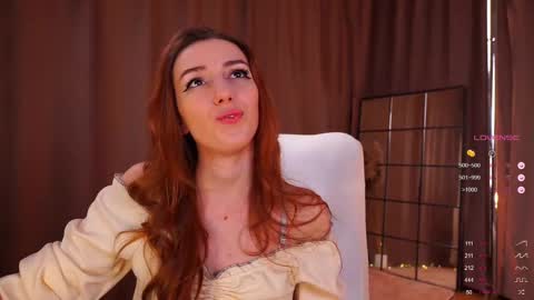 Snapshot of emily_w0w_ chatting on 18, 2, 2025 Lia online show from 18, 2, 2025