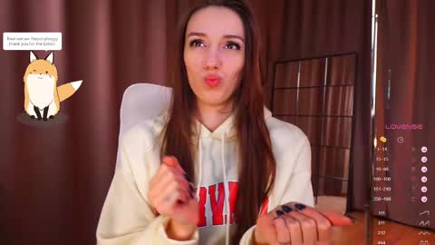 Snapshot of emily_w0w_ chatting on 10, 3, 2025 Lia online show from 10, 3, 2025