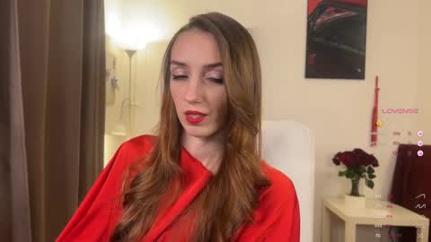 Snapshot of emily_w0w_ chatting on 22, 10, 2025 Lia online show from 22, 10, 2025