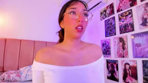 Snapshot of emily_walker4 chatting on 23, 12, 2025 emily_walker4 online show from 23, 12, 2025