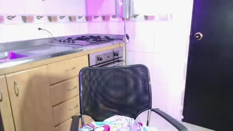 EMILY  online show from 21, 7, 2026