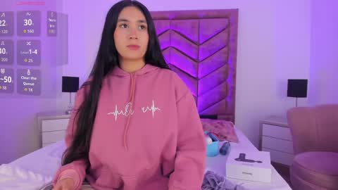 Emilyyy online show from 29, 5, 2026
