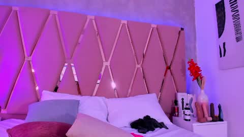 Emily online show from 29, 4, 2026