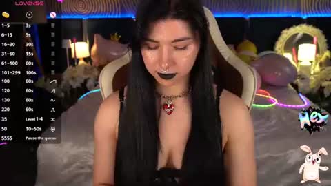 Emy online show from 3, 8, 2026