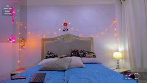 Snapshot of emilycastro_ chatting on 30, 12, 2024 Emily online show from 30, 12, 2024