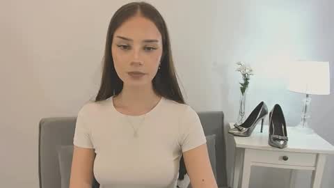 EmilyCharming online show from 2, 1, 2025