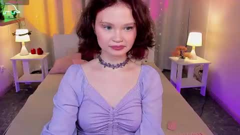 Emilyhaves online show from 5, 7, 2026