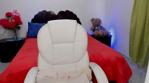  Emily Dolshe  online show from 25, 2, 2026