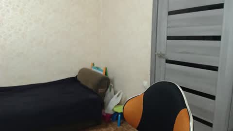 emilyfork online show from 10, 9, 2025