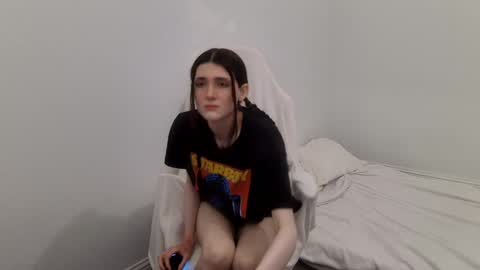 emilyfox5 online show from 18, 11, 2025