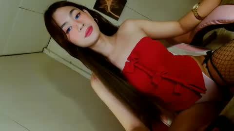 Snapshot of emilyfuckers chatting on 30, 9, 2025 ariane online show from 30, 9, 2025